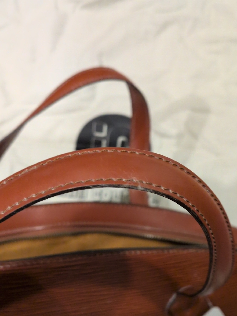 Louis Vuitton Epi Leather Saint Jacques PM Bag in FAWN - Picture 13 of 13